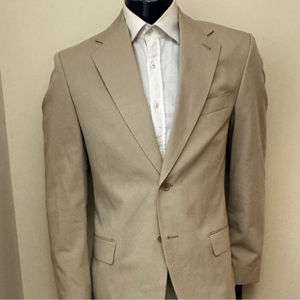 Express Light Tan Men's Suit